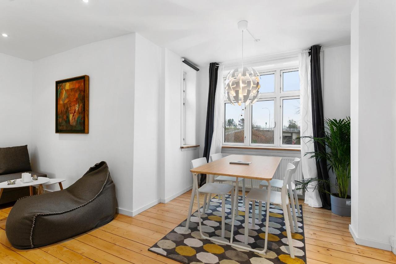 Aday - Apartment Suite Aalborg Center 외부 사진