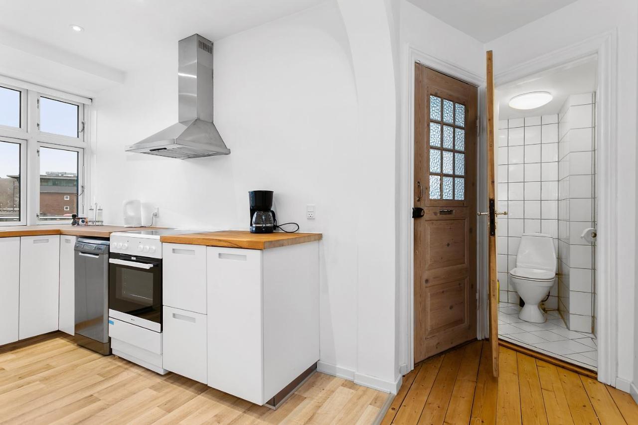 Aday - Apartment Suite Aalborg Center 외부 사진